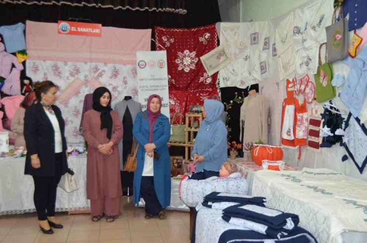 Varto’da yılsonu sergisi