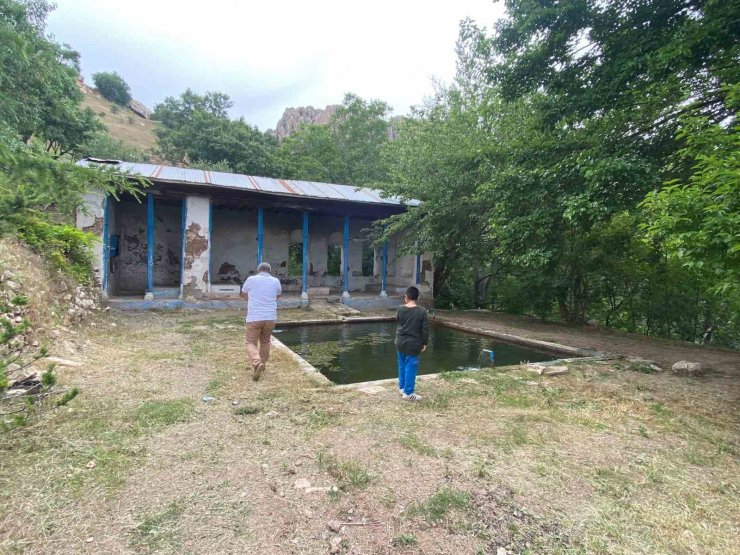 Türkan Şoray’ın ölüm tehlikesi atlattığı, Cemo filminin bazı sahnelerinin çekildiği mekanlar harabeye döndü