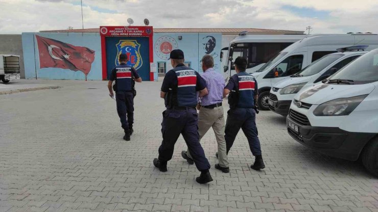 Firari cinayet zanlısı JASAT’tan kaçamadı