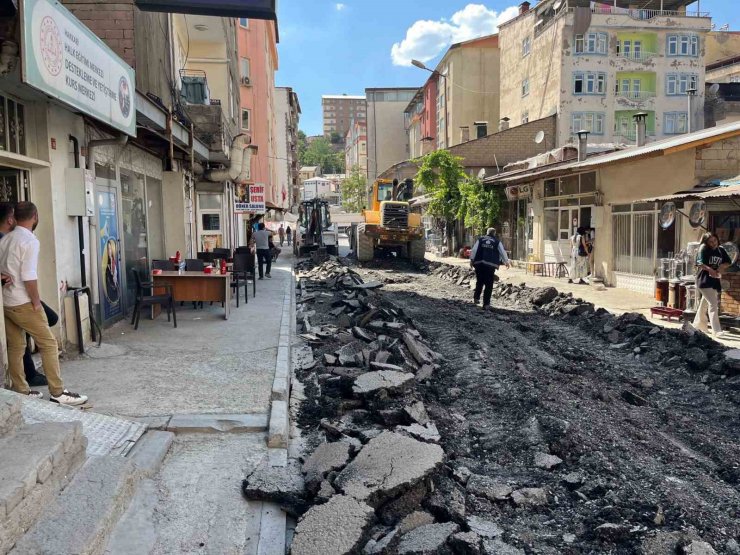 Hakkari’de bir cadde daha sanat sokağına dönüştürülüyor