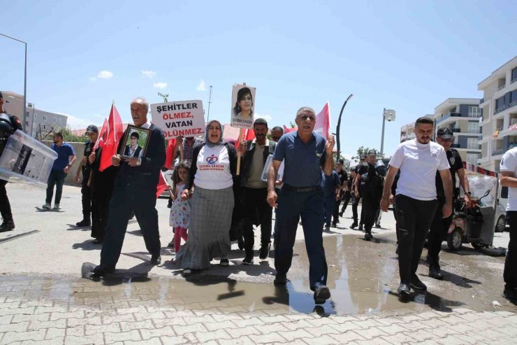 Vanlı ailelerin evlat nöbeti 60’ncı haftasına girdi