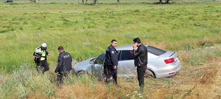 Sağanak yağmur trafik kazasına neden oldu