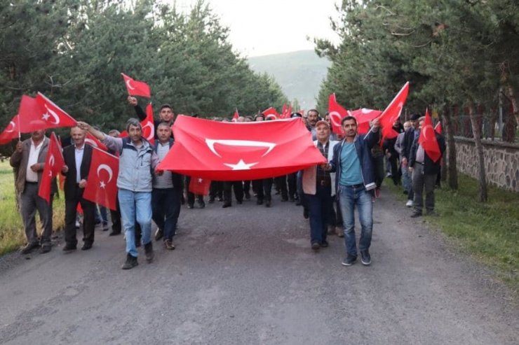 Çıldır 15 Temmuz’da yürekler tek oldu