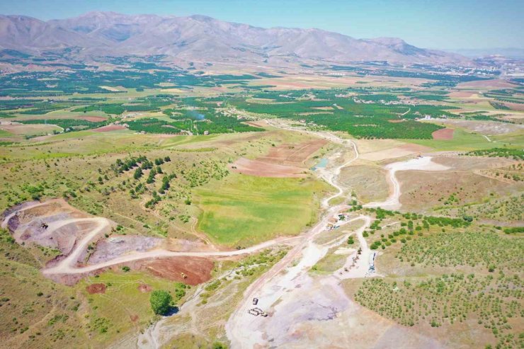 Malatya’da Yenice Barajı’nda çalışmalar devam ediyor