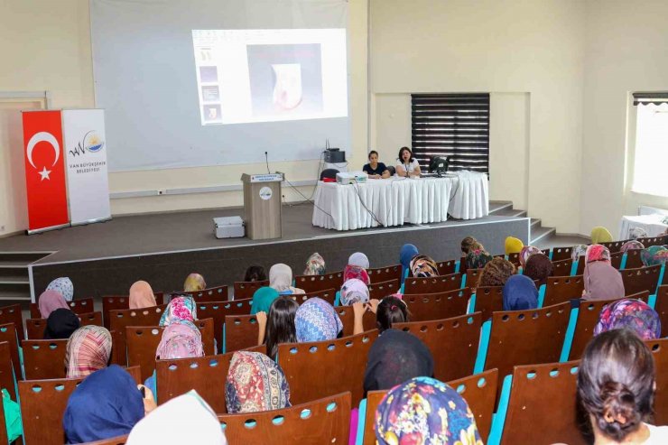 Van’da ‘Kanser Türleri ve Erken Tanı’ semineri