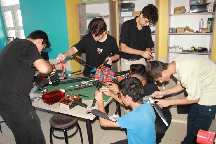 Bingöl’de geleceğin mühendisleri yetişiyor