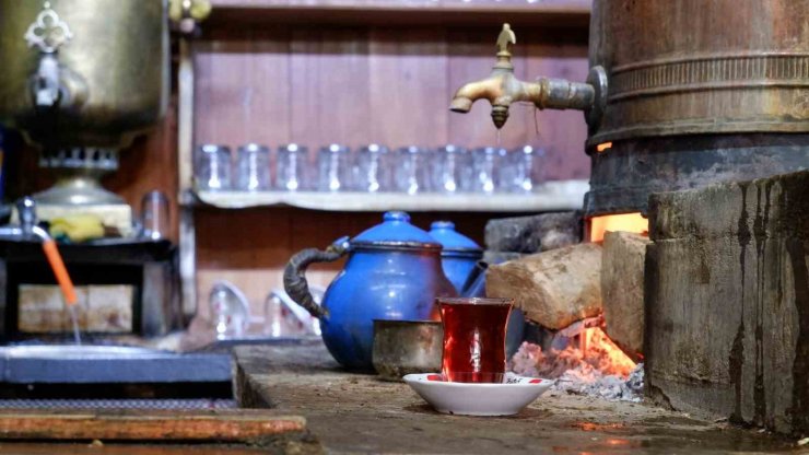 Erzurum’da 120 yıllık bir çay geleneği