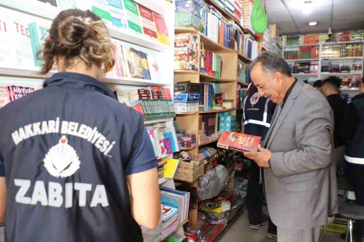 Hakkari’de okul malzemeleri satışı yapan işletmeler denetlendi