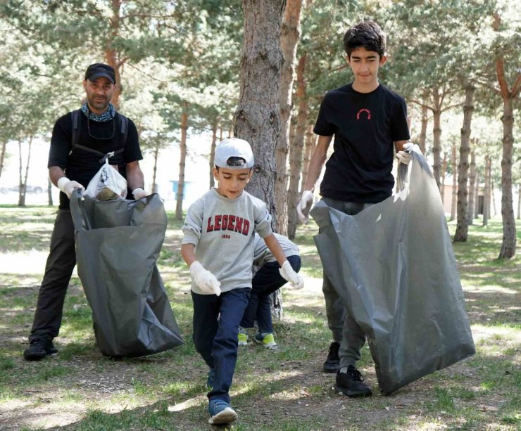 Büyükşehir’den Dünya Temizlik Günü’nde anlamlı etkinlik