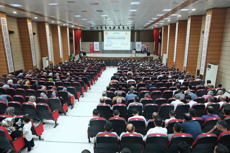 Erzincan’da “Hz. Peygamber, İman ve İstikamet” konulu konferans düzenlendi