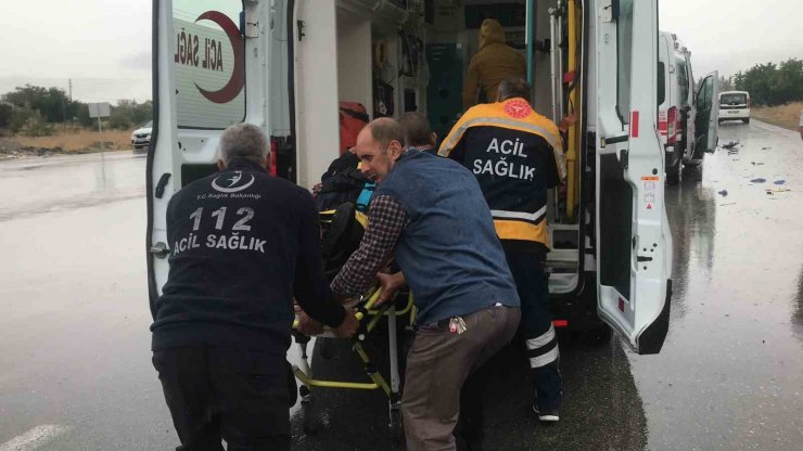 Elazığ’da trafik kazası: 8 yaralı