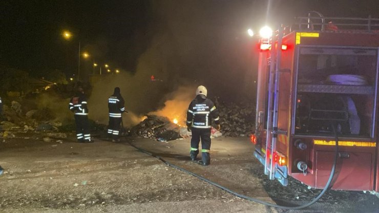 Keresteciler Sitesinde çıkan yangın söndürüldü