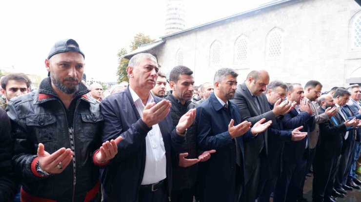 Filistin’de hayatını kaybedenler için Erzurum’da gıyabi cenaze namazı kılındı