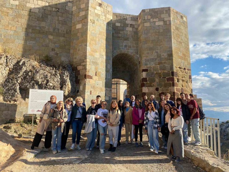 Avrupalı öğrencilerden Harput’a tam not