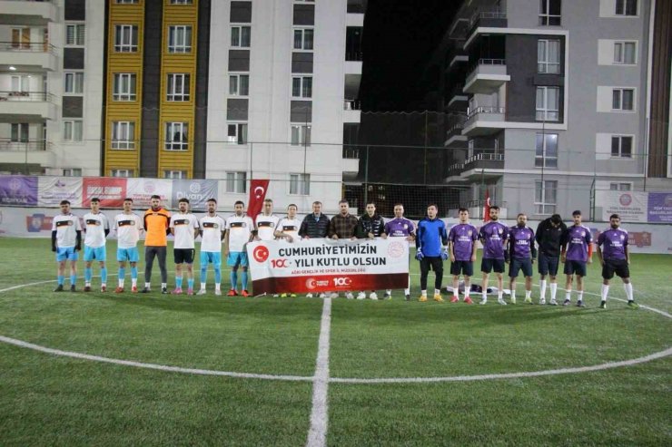 Ağrı’da 100. Yıl Futbol Turnuvasının Şampiyonu Çanakkale Spor Oldu