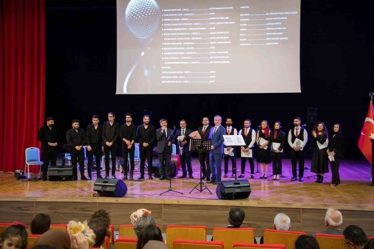 EBYÜ’de Cumhuriyetin Yüzüncü Yılında Doğu Anadolu Türküleri konseri düzenlendi