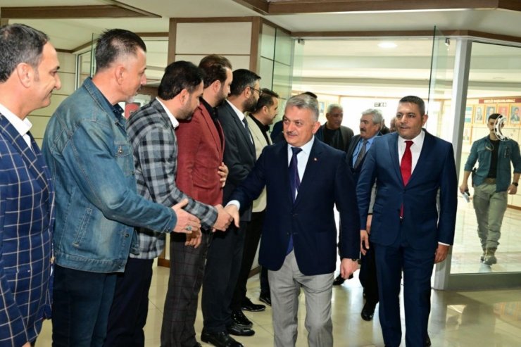 Sadıkoğlu: "Üyelerimizin tamamı depremden etkilendi"