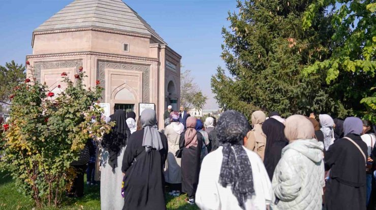 Erzincan Müftülüğü Gençlik Hizmetlerinden vefa ziyaretleri