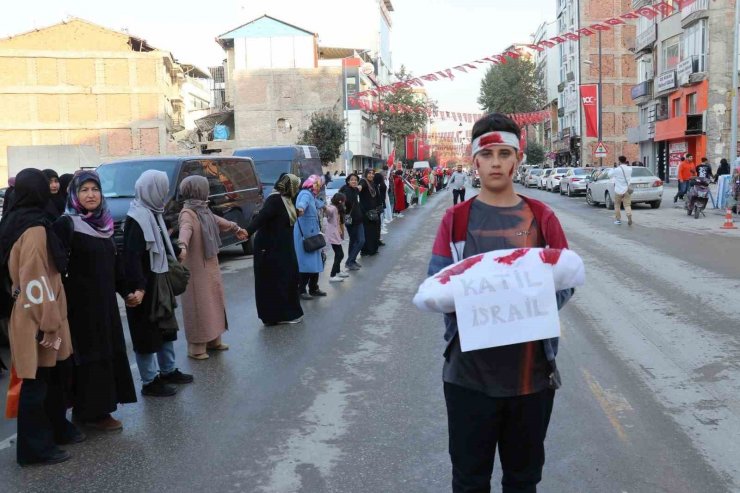 Malatya’da Gazze zinciri yürüyüşü