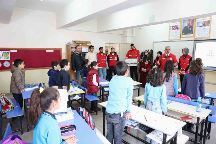 Türk Kızılay’ından ‘Türk Malı Haftası’ etkinliği