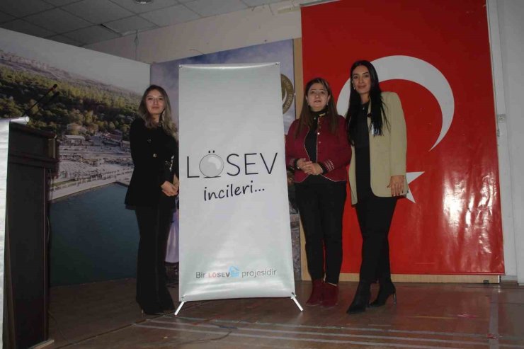 LÖSEV’den öğretmenlere eğitim semineri