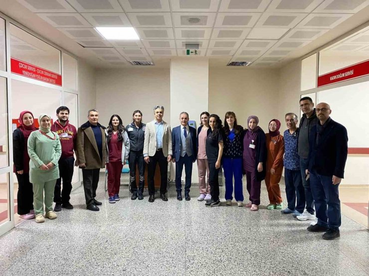 Sağlık Müdürü Tekin’den hastaneye yeni yıl ziyareti