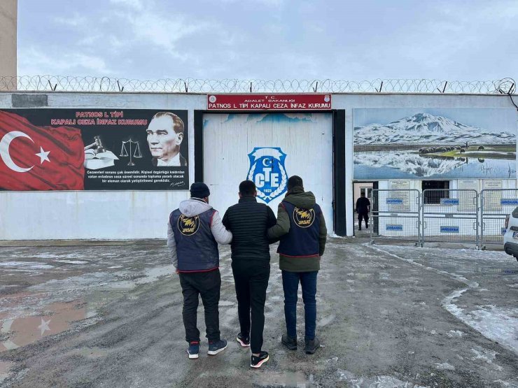 Ağrı’da toplamda 47 yıl 19 ay hapis cezası olan 4 firari yakalandı