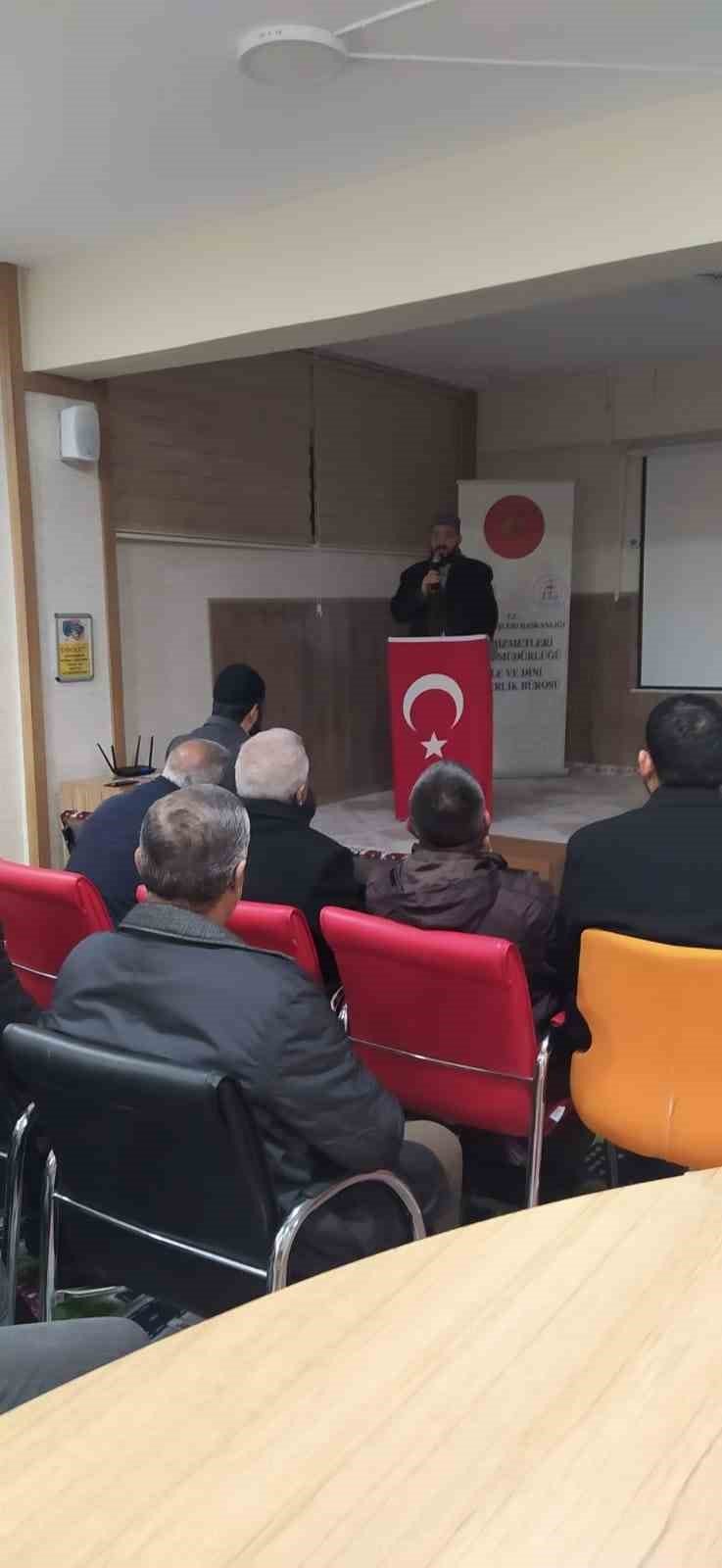 Elazığ’da baba okulu semineri gerçekleştirildi