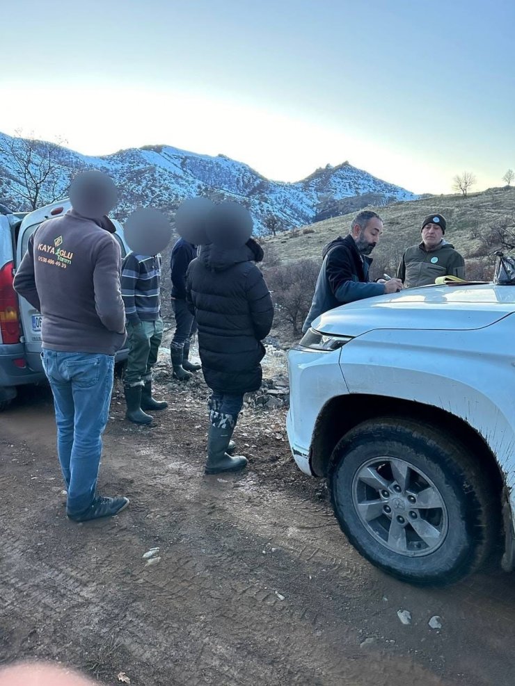 Tunceli’de kaçak avcılık yapan 4 kişiye ceza