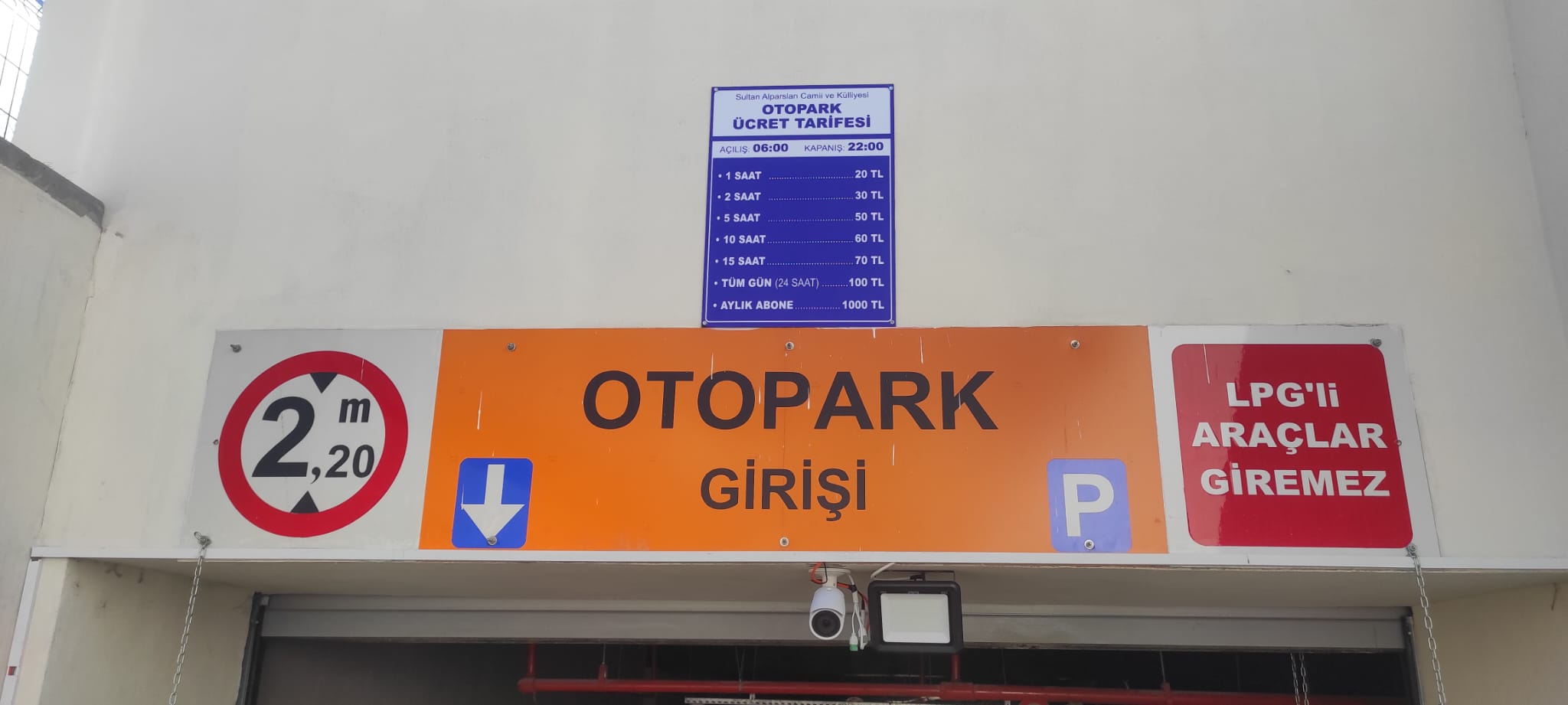 karsta-450-araclik-otopark-hizmete-girdi-2.jpg