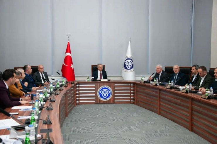 EBYÜ’de 5 yıllık stratejik plan hazırlığı için istişare toplantısı yapıldı