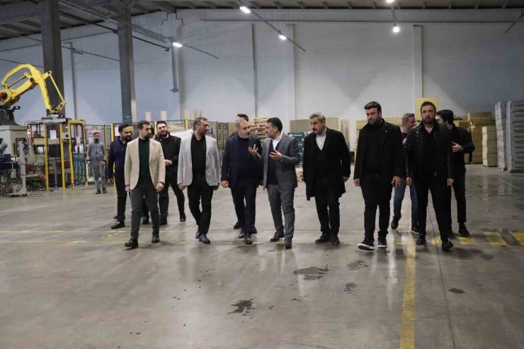 Başkan Alan, OSB’de yatırımcılarla bir araya geldi