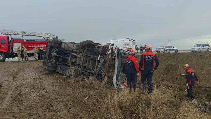 Van’da trafik kazasındaki yaralı sayısı 27’ye yükseldi