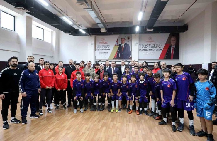 İpekyolu Sporcu Fabrikası hizmete başladı