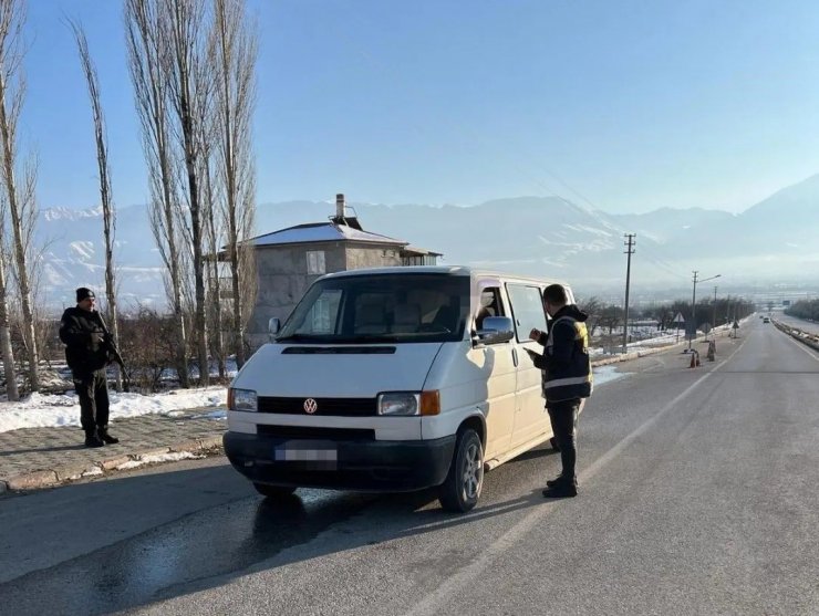 Erzincan’da asayiş uygulaması