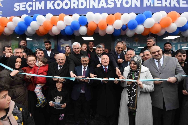 Miting gibi SKM açılışı