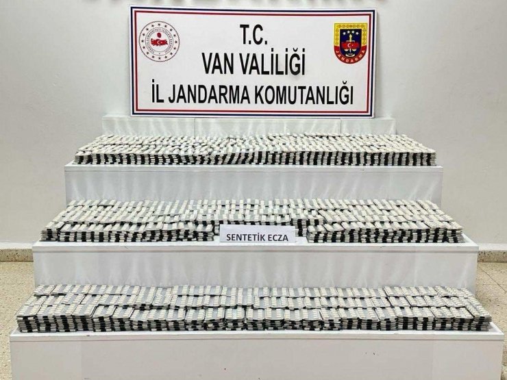 Van’da 32 bin 764 adet sentetik ecza ele geçirildi