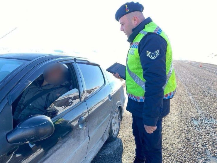 Van’da 83 araç trafikten men edildi