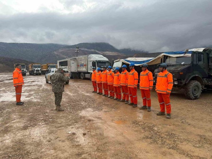 İliç’te 3. Ordu Komutanlığı arama-kurtarma timleri denetlendi