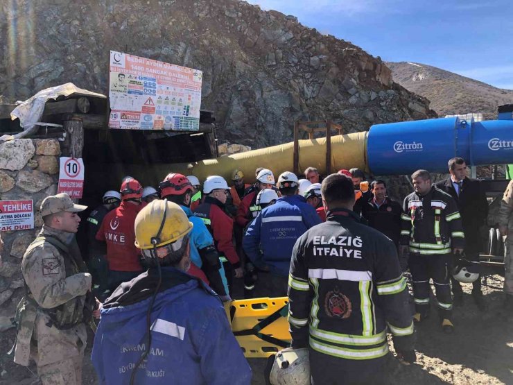 (Düzeltme) Elazığ’da maden ocağında göçük: 3 işçi kurtarıldı, 1 işçi göçük altında