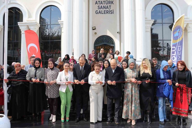 Van’da ‘Epoksi Sergisi’ne kadınlardan yoğun ilgi