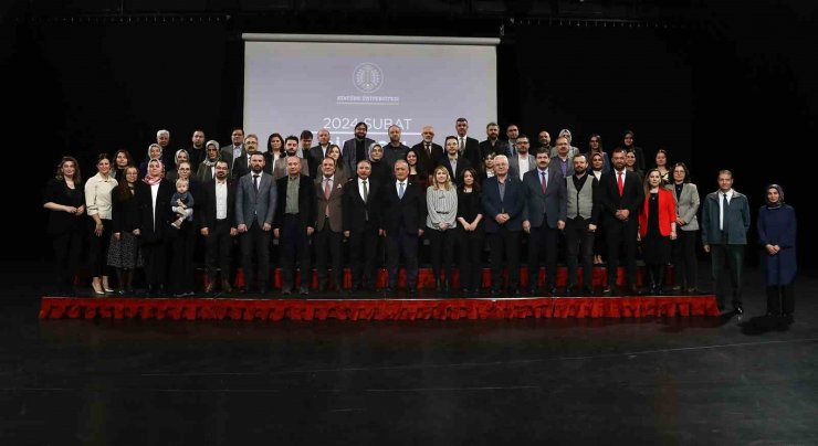 Atatürk Üniversitesi’nde bilimsel teşvik töreni