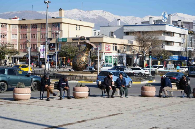 Erzincan’da seçim günü yaz havası yaşanacak