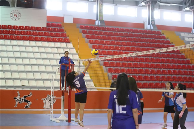 voleybol-turnuvasi-14.jpg