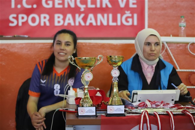 voleybol-turnuvasi-15.jpg