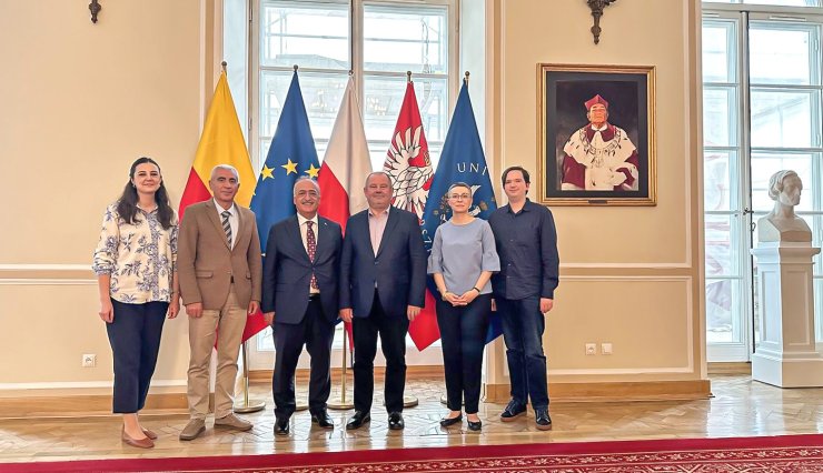 Rektör Çomaklı, Polonya’daki temaslarını sürdürüyor