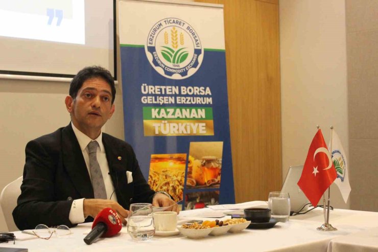 Erzurum Borsası Başkanı Hakan Oral hizmetlerini basına anlattı