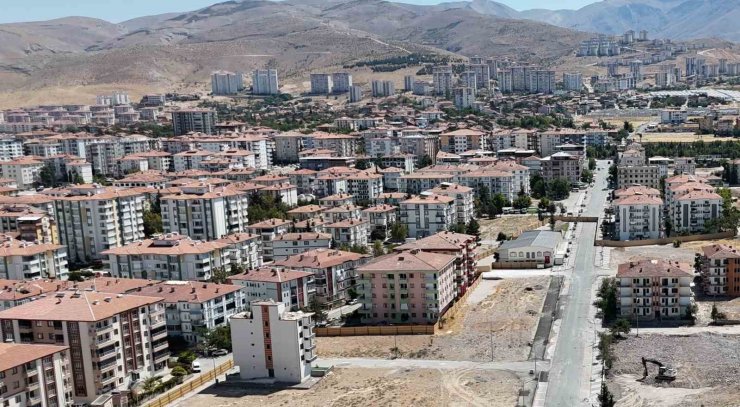 Yeşilyurt’ta 260 orta hasarlı binanın güçlendirme projesi onaylandı