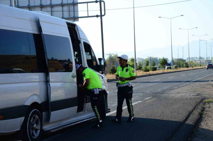 Bingöl’de okul servisleri denetlendi