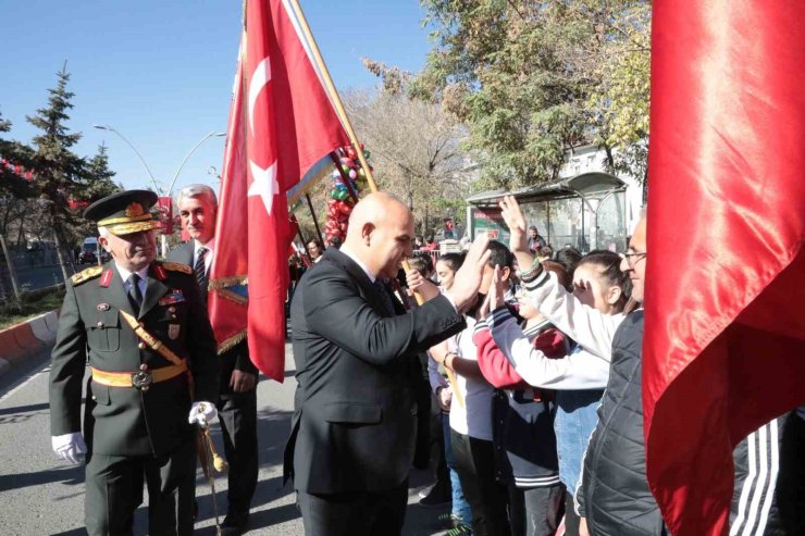 Ağrı’da Cumhuriyet Bayramı törenle kutlandı